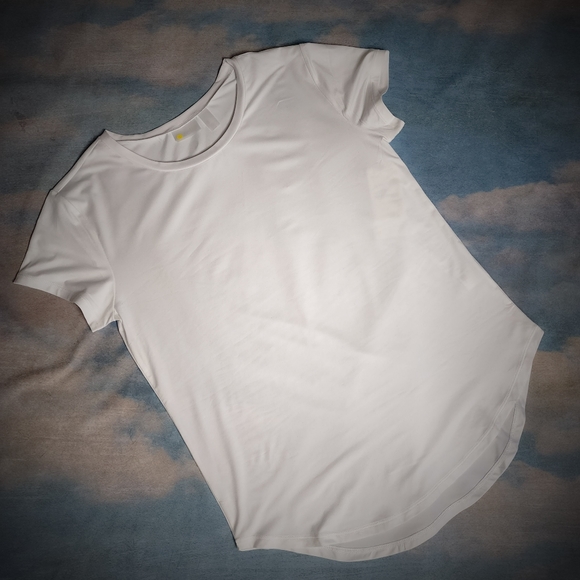 SMALL Zella White Tee Shirt - Picture 2 of 9